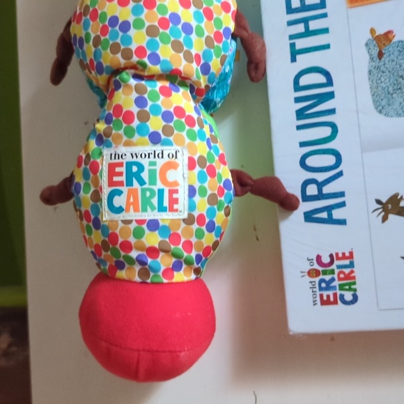 New World of Eric Carle The Very Hungry Caterpillar Bundle - Picture 5 of 5